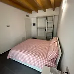 Apartment Andrea Colico
